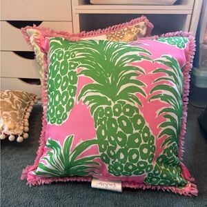 NWOT Lilly Pulitzer Reversible Outdoor Pillows 18"
